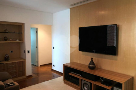 Apartamento à venda com 4 suítes em Vila Oliveira, Mogi das Cruzes, SP