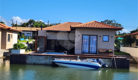 Casa em condomínio à venda com 4 suítes em Marina, Armação dos Búzios, RJ