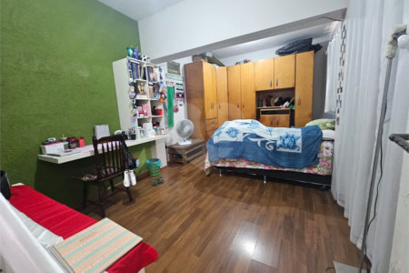 Casa à venda com 2 quartos, sendo 1 suíte, em Santo Amaro, São Paulo, SP