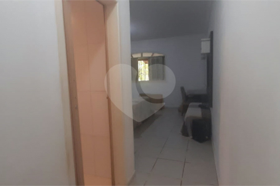Casa à venda com 3 quartos, sendo 2 suítes, em São Vicente, Mairiporã, SP
