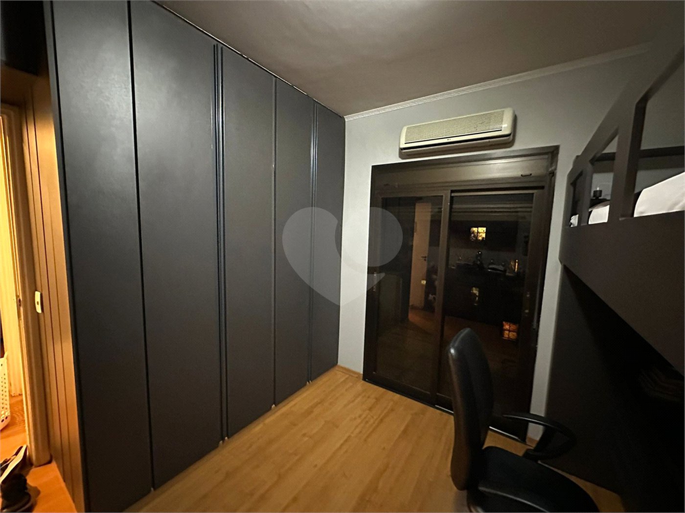 Apartamento à venda com 3 suítes em Vila Olímpia, São Paulo, SP