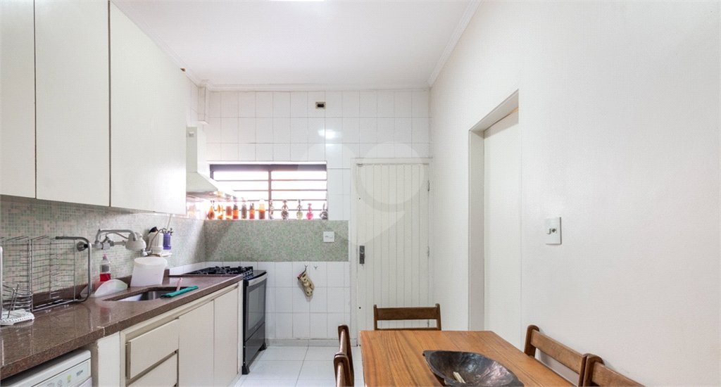 Casa à venda com 3 quartos, sendo 1 suíte,  em Pinheiros, São Paulo, SP