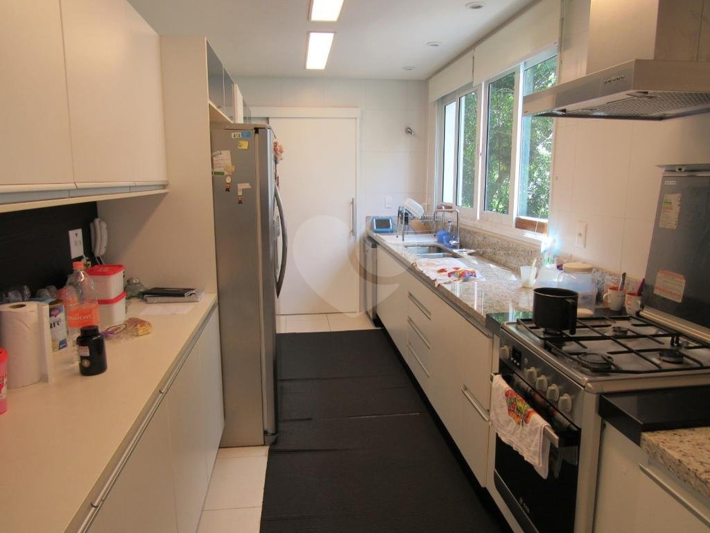 Apartamento à venda com 3 suítes em Real Parque, São Paulo, SP
