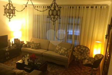 Sobrado à venda com 4 quartos em Santana, São Paulo, SP