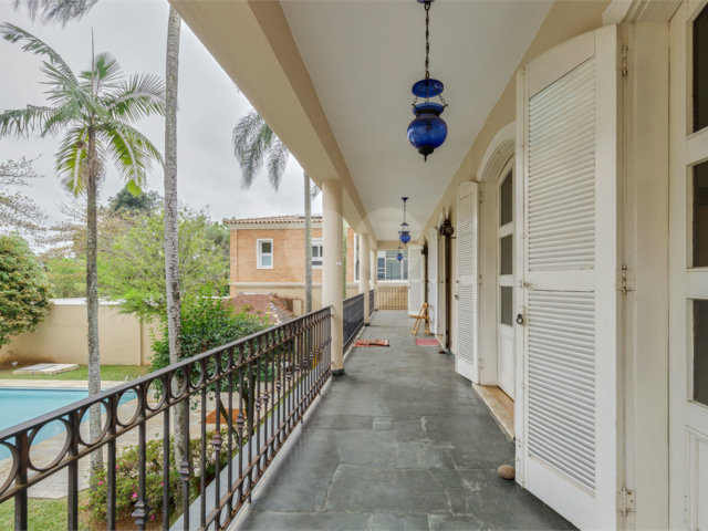 Casa à venda ou para alugar com 5 suítes em Alto da Boa Vista, São Paulo, SP