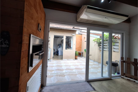 Casa à venda com 3 quartos, sendo 1 suíte, em Chora Menino, São Paulo, SP