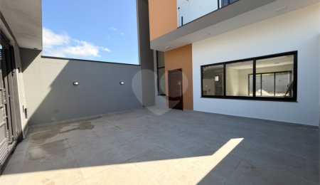 Sobrado à venda com 3 quartos, sendo 1 suíte,  em Laranjeiras, Caieiras, SP