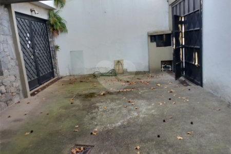 Casa de Vila à venda com 4 suítes em Jardim Londrina, São Paulo, SP
