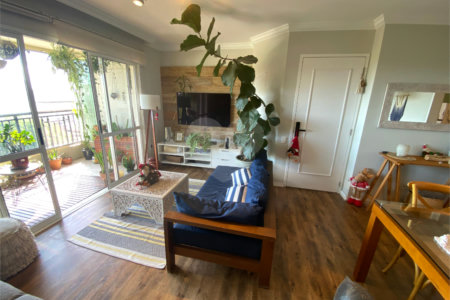 Apartamento à venda com 3 quartos, sendo 1 suíte, em Chácara Santo Antônio, São Paulo, SP