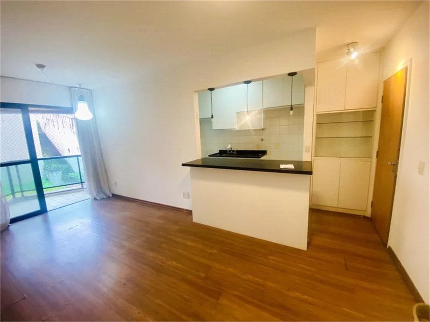 Apartamento à venda com 2 quartos, sendo 1 suíte, em Vila Suzana, São Paulo, SP