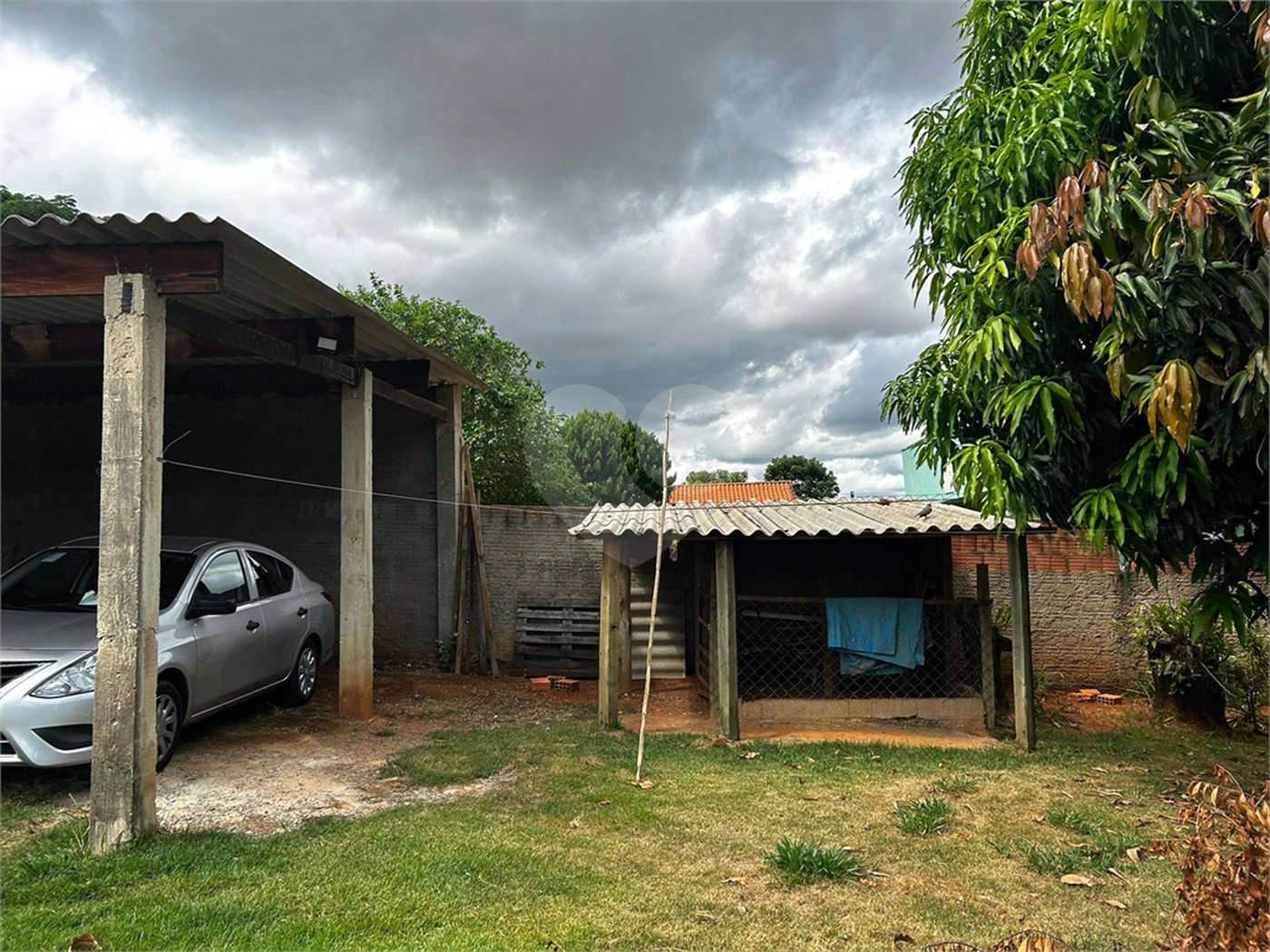 Sobrado à venda com 3 quartos, sendo 2 suítes, em Vila Mazzei, Itapetininga, SP