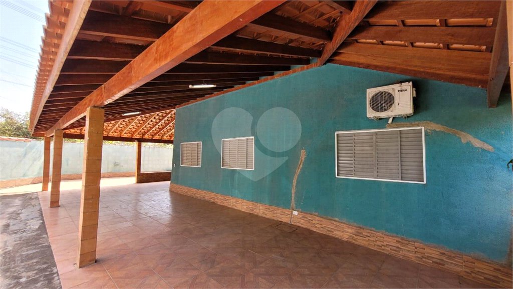 Chácara à venda com 4 quartos, sendo 1 suíte, em Área Rural de Salto, Salto, SP