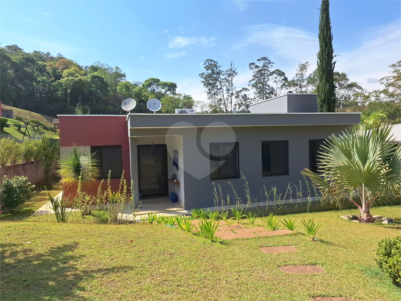 Terreno à venda com 3 quartos, sendo 1 suíte, no condomínio Portal Ouro Verde, Atibaia - SP