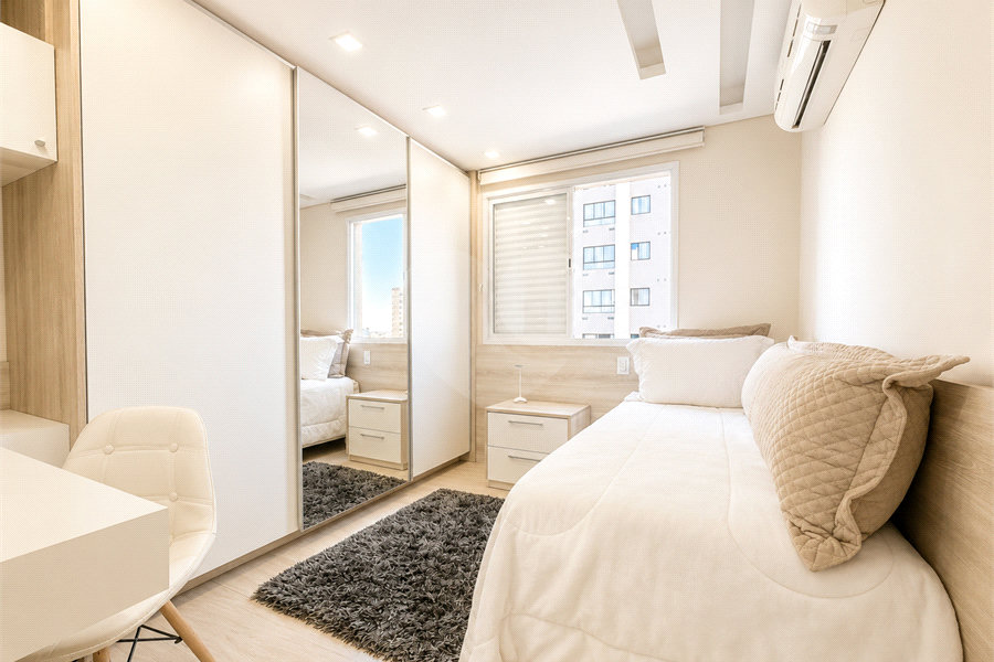 Apartamento à venda com 3 suítes em Parada Inglesa, São Paulo, SP