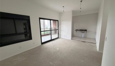Apartamento à venda com 3 quartos, sendo 1 suíte,  em Alto da Boa Vista, São Paulo, SP