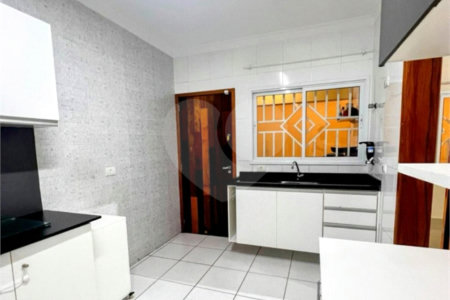 Sobrado à venda com 3 quartos, sendo 1 suíte, em Campo Grande, São Paulo, SP