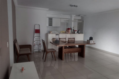 Apartamento à venda com 3 quartos, sendo 1 suíte, em Vila Polopoli, São Paulo, SP