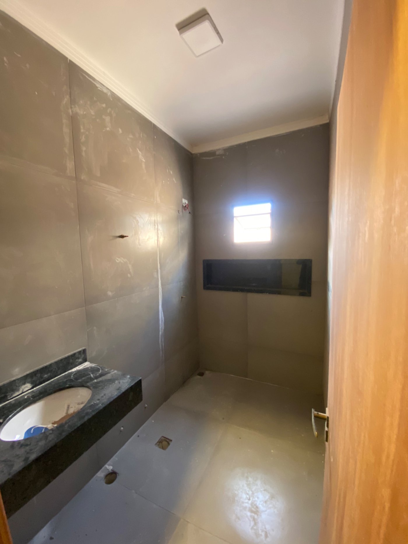 Casa à venda com 3 quartos, sendo 1 suíte,  em Bela Vista da Lagoa, Três Lagoas, MS