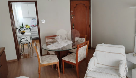 Vende-se apartamento no Jardim Aeroporto com 03 dormitórios