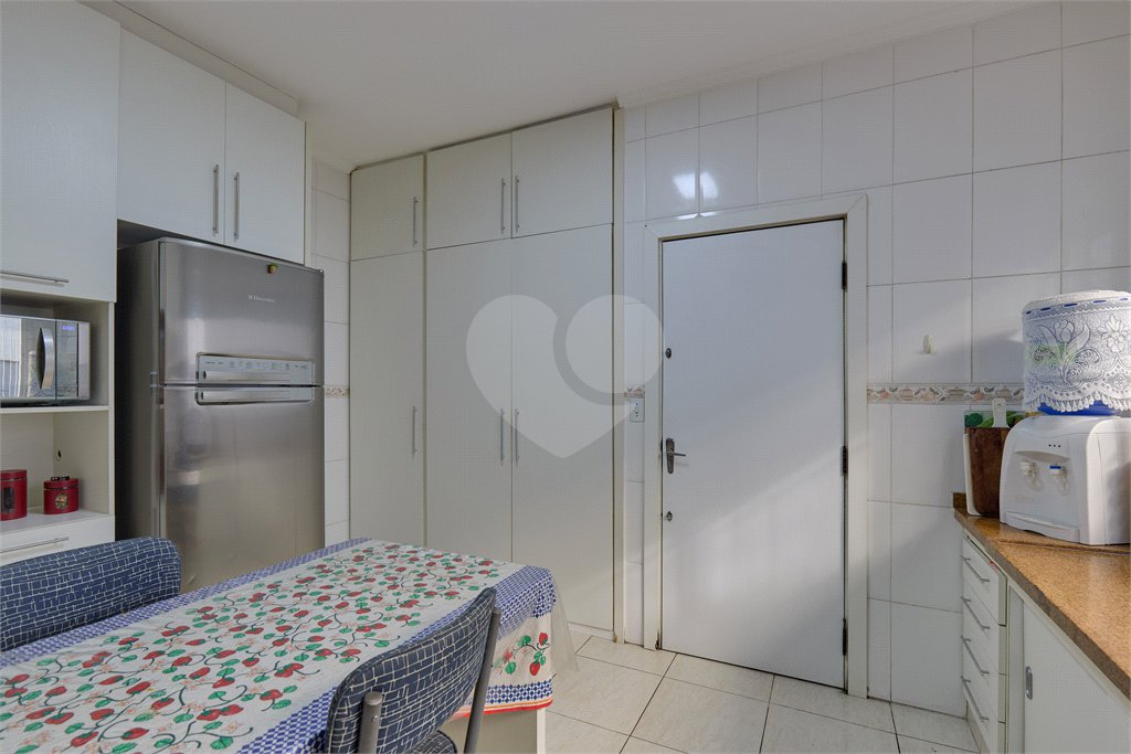 Sobrado à venda com 3 quartos, sendo 1 suíte, em Jardim Prudência, São Paulo, SP