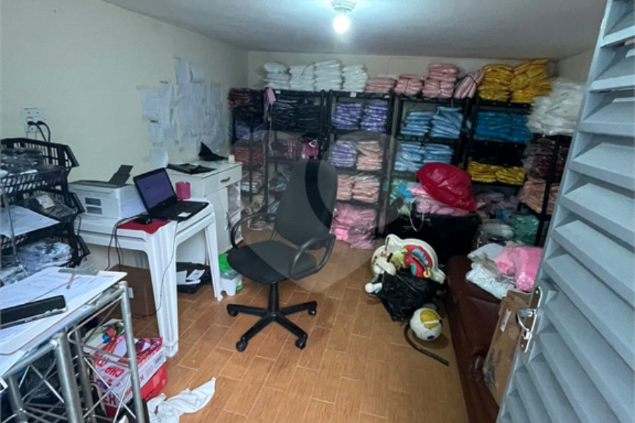 Casa à venda com 4 quartos em Santana, São Paulo, SP