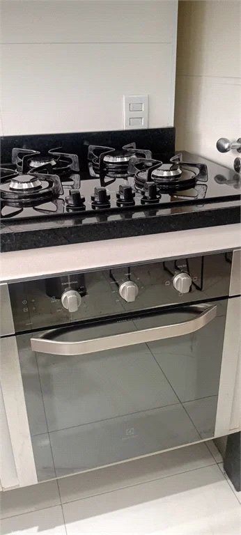 Apartamento à venda com 3 quartos, sendo 1 suíte,  em Vila Andrade, São Paulo, SP