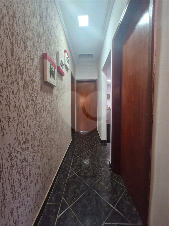 Casa à venda com 4 quartos, sendo 1 suíte, em Jardim Planalto, Salto, SP