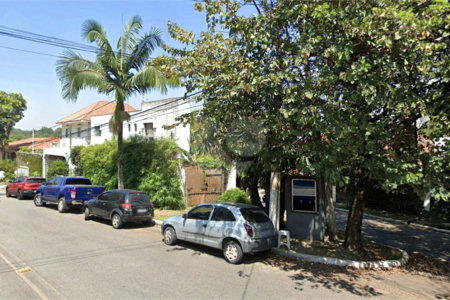Sobrado à venda com 4 quartos, sendo 2 suítes, em Brooklin, São Paulo, SP