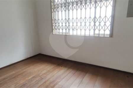 Casa à venda com 3 quartos, sendo 1 suíte, em Parque Jabaquara, São Paulo, SP