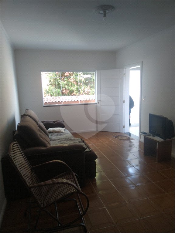 Sobrado à venda com 3 quartos, sendo 1 suíte, em Vila Gustavo, São Paulo, SP