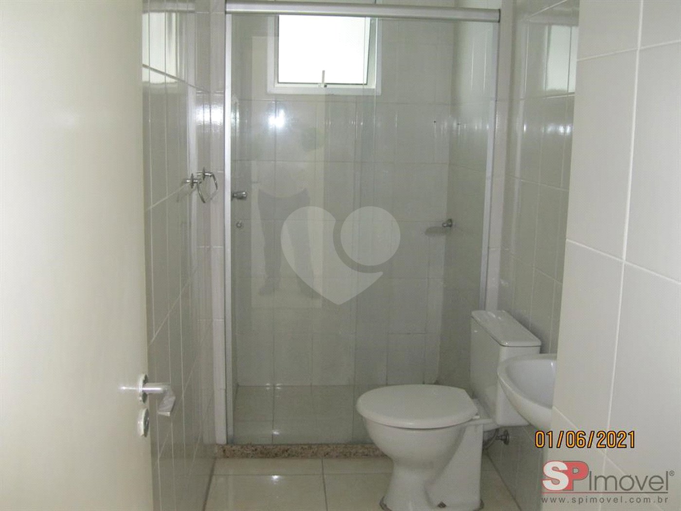 Apartamento à venda com 3 quartos, sendo 1 suíte, em Vila Nova Cachoeirinha, São Paulo, SP