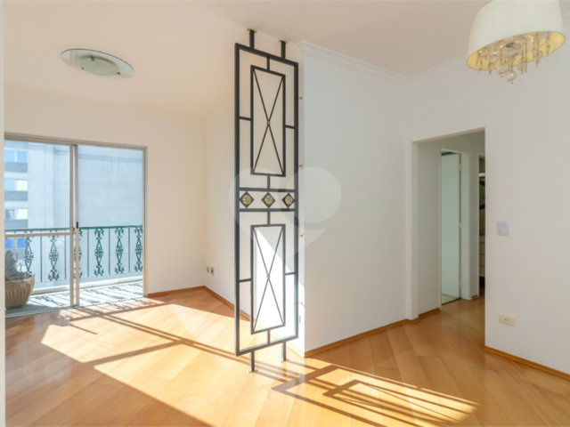 Apartamento à venda com 2 quartos, sendo 1 suíte,  em Itaim Bibi, São Paulo, SP