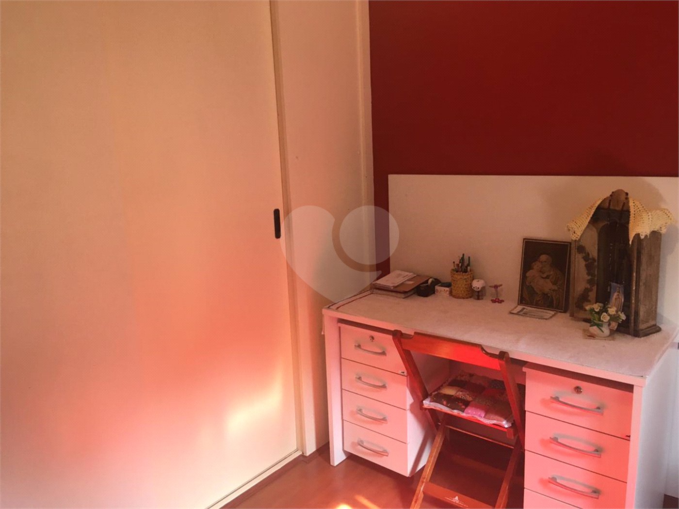 Casa à venda com 3 quartos, sendo 1 suíte, no condomínio Morada de Itapuã, São Paulo - SP