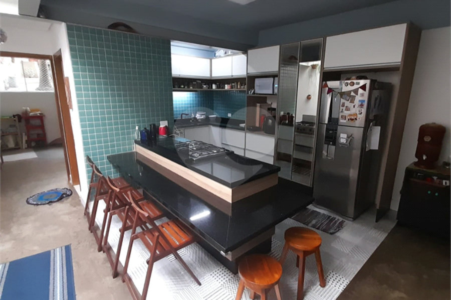 Sobrado à venda com 4 quartos, sendo 1 suíte, em Jardim São Paulo(zona Norte), São Paulo, SP