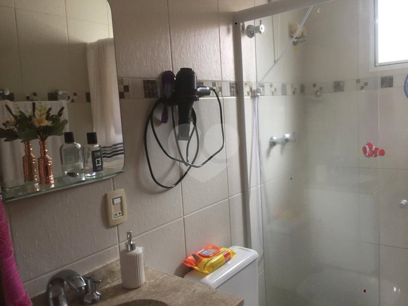 Casa à venda com 3 quartos, sendo 1 suíte, no condomínio Morada do Horto, São Paulo - SP