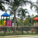 Casa à venda com 4 suítes no condomínio Basel, Campinas - SP