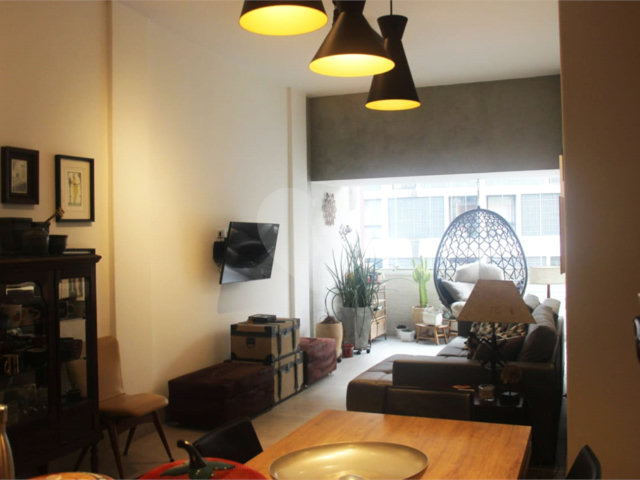Apartamento à venda com 2 quartos em Bela Vista, São Paulo, SP
