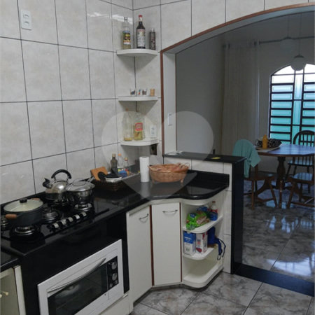 Casa à venda com 3 quartos, sendo 1 suíte, em Bosque dos Eucaliptos, São José dos Campos, SP