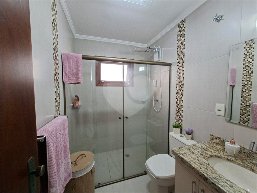 Sobrado à venda com 3 quartos, sendo 1 suíte, em Jardim Bonfiglioli, São Paulo, SP