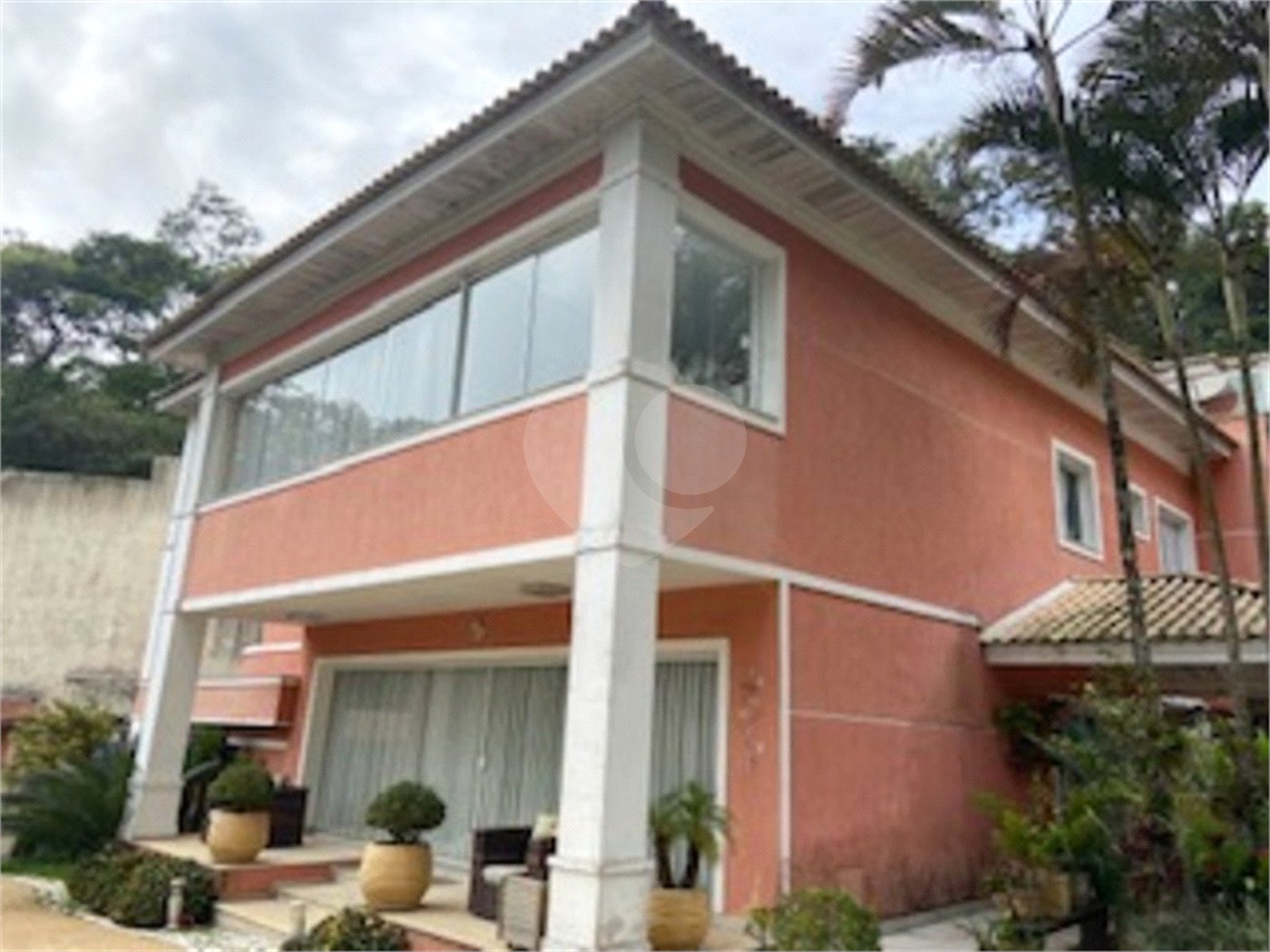 Casa à venda com 4 suítes no condomínio Parque Imperial da Cantareira, Mairiporã - SP