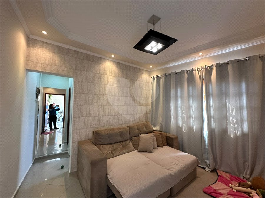 Sobrado à venda com 3 quartos, sendo 1 suíte, em Residencial Monte Verde, Indaiatuba, SP