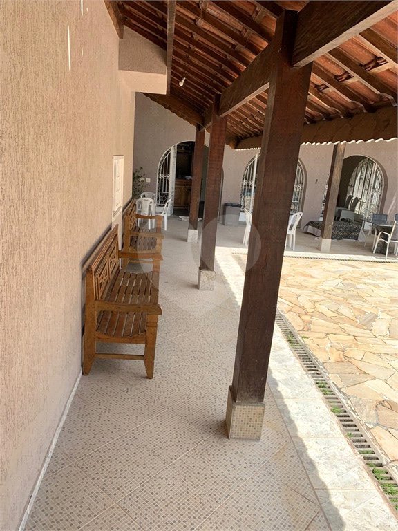 Casa à venda com 4 suítes em Jardim Residencial Santa Luiza, Atibaia, SP