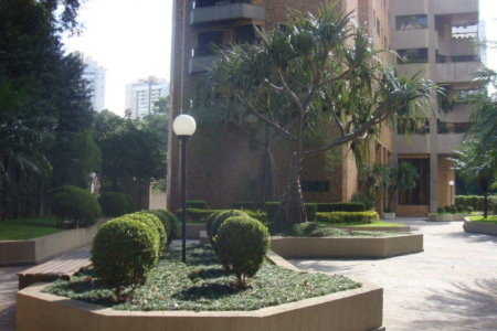 Apartamento à venda com 4 suítes em Vila Andrade, São Paulo, SP