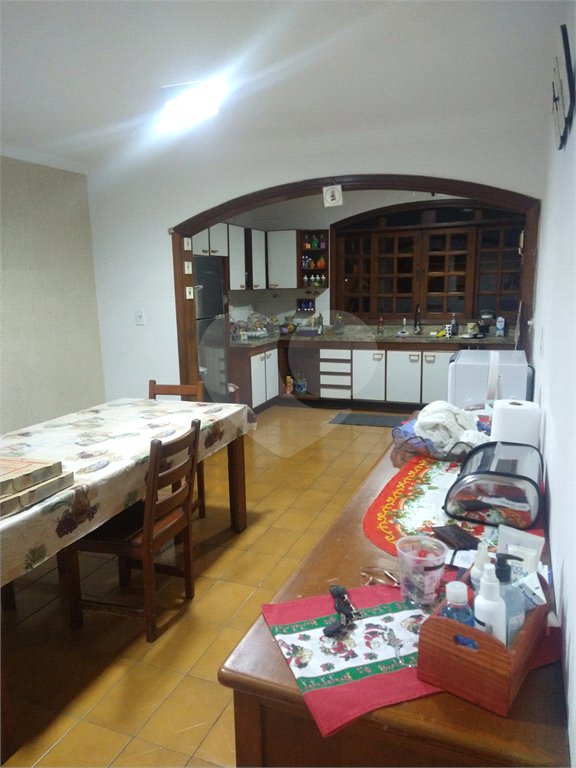 Sobrado à venda com 5 quartos, sendo 2 suítes, em Vila Rosália, Guarulhos, SP