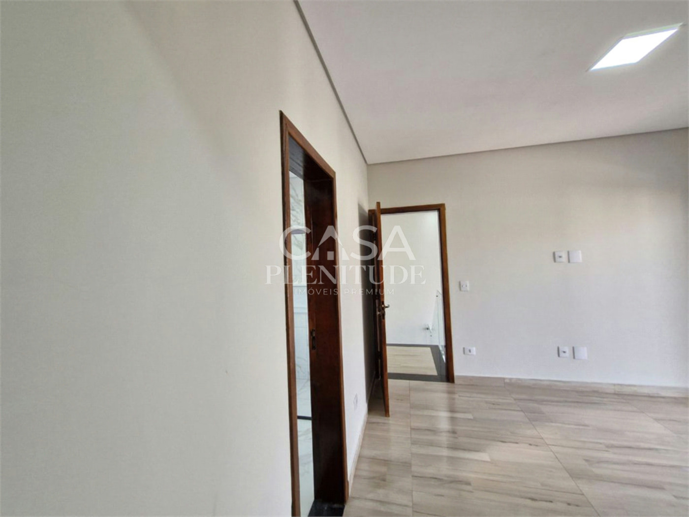 Casa em condomínio à venda com 3 quartos, sendo 1 suíte, em Cajuru do Sul, Sorocaba, SP