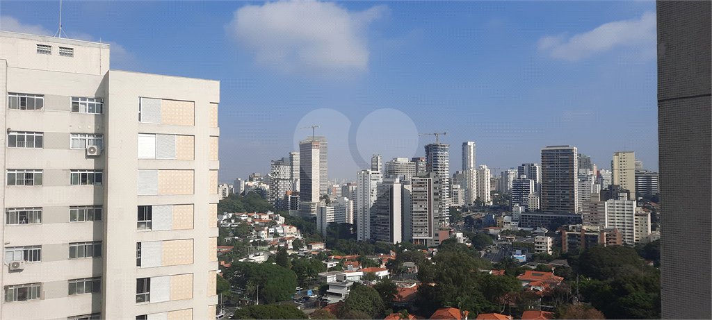 Apartamento à venda com 3 quartos, sendo 1 suíte,  em Sumarezinho, São Paulo, SP