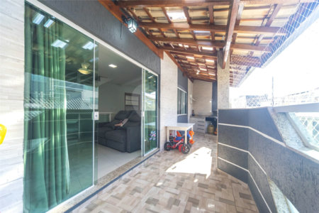 Sobrado à venda ou para alugar com 3 quartos, sendo 2 suítes, em Vila Linda, Santo André, SP