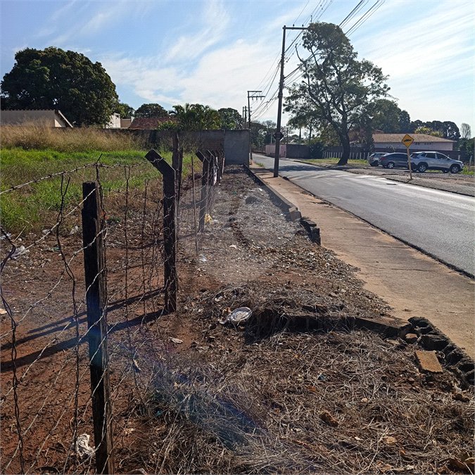 Terreno à venda em Jardim Brasília (vila Xavier), Araraquara, SP