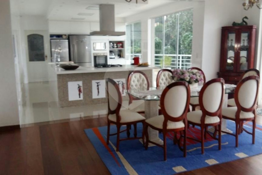 Casa à venda com 5 suítes no condomínio Parque Imperial da Cantareira, Mairiporã - SP
