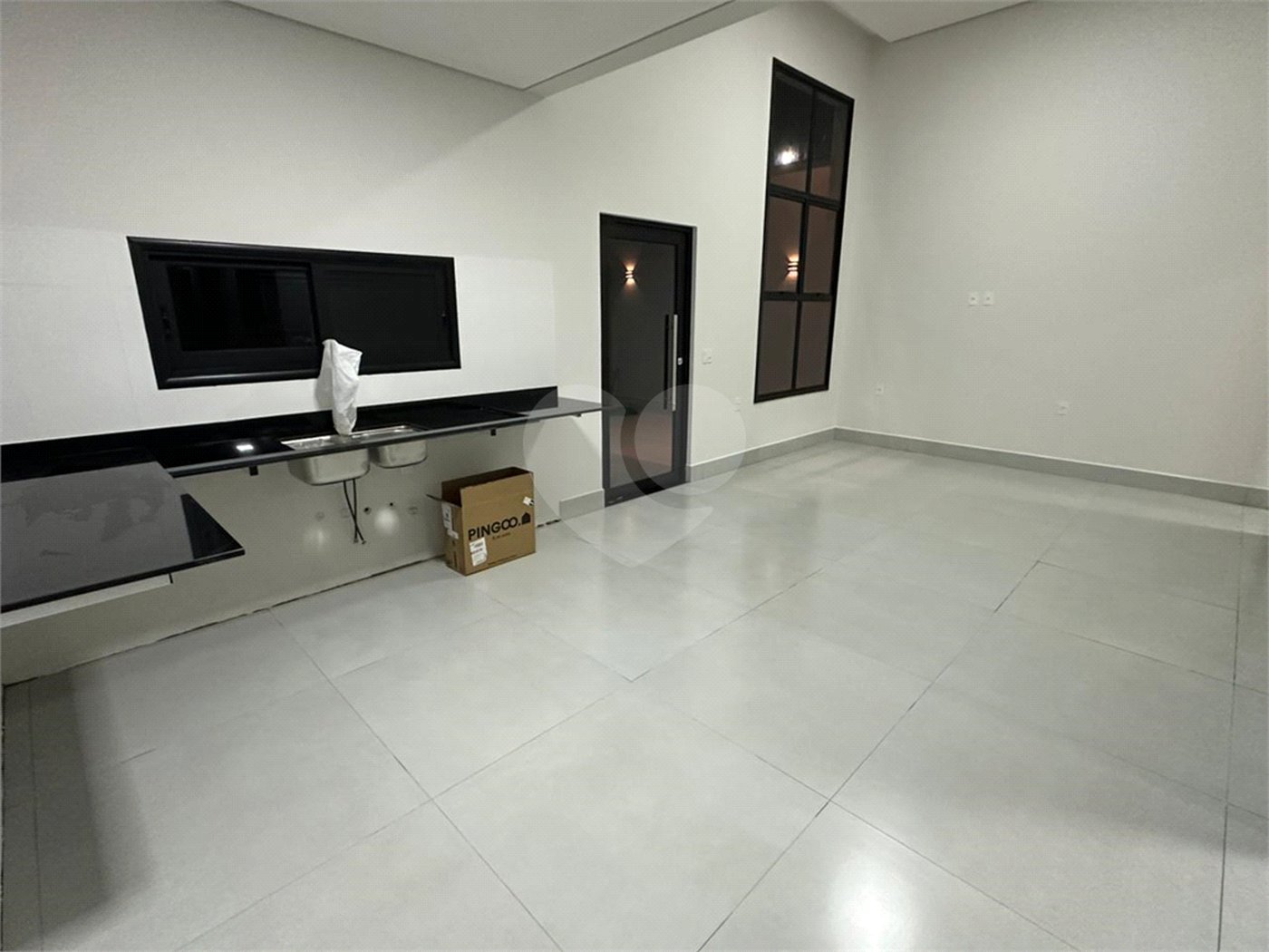 Casa à venda com 3 quartos, sendo 1 suíte, em Jardim Bom Sucesso, Indaiatuba, SP